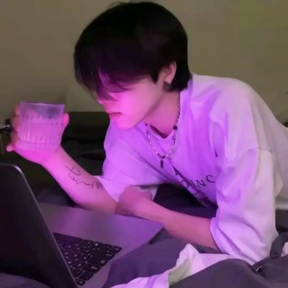 神仙颜值情侣头像一男一女