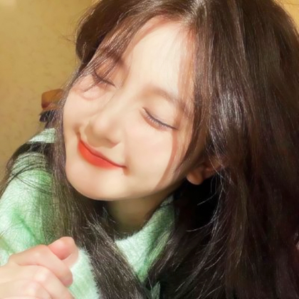 氛围感高级小众的女生头像真人图片