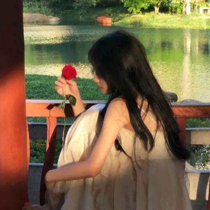 女头清新自然