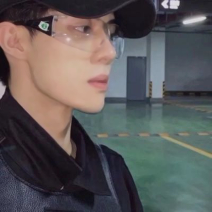 令人心动小众头像男