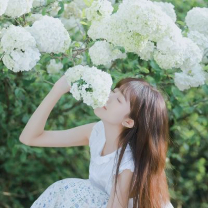 小清新白色系女生头像
