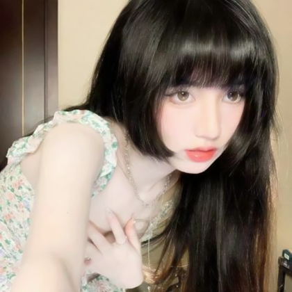 心动女生头像干净真人