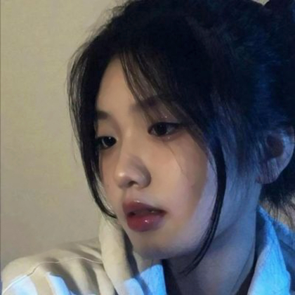 头像纯欲风女