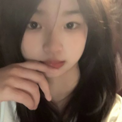 干净淡淡的头像女生