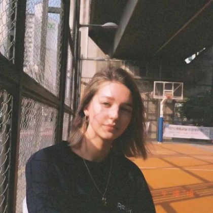 氛围感欧美头像女高清真人图片