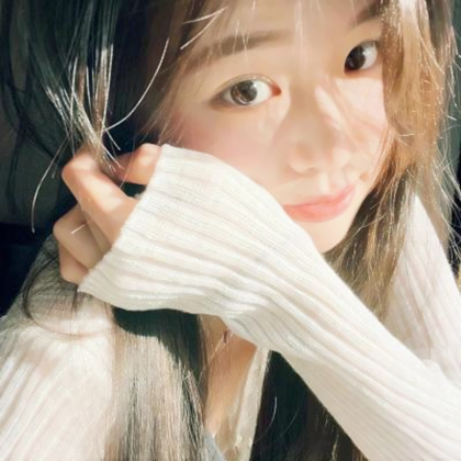 眼神女生头像