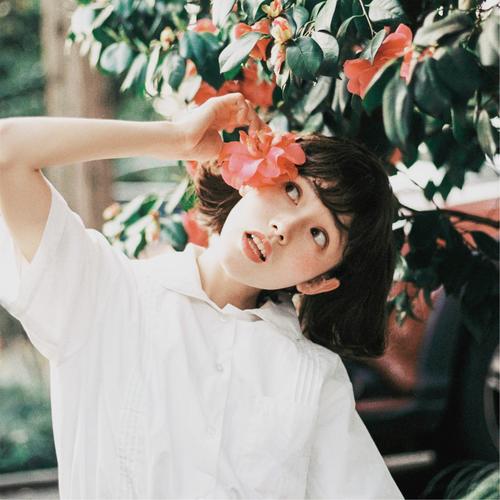 经典怀旧青春女生头像图片