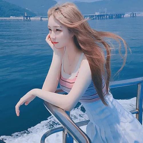 女生旅行旅游唯美高清头像 