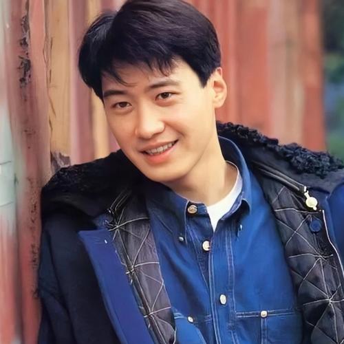 满满回忆的经典复古怀旧头像男生图片