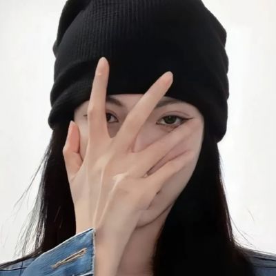 情侣头像真人一人一半