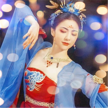 夜景特效女生高清唯美头像