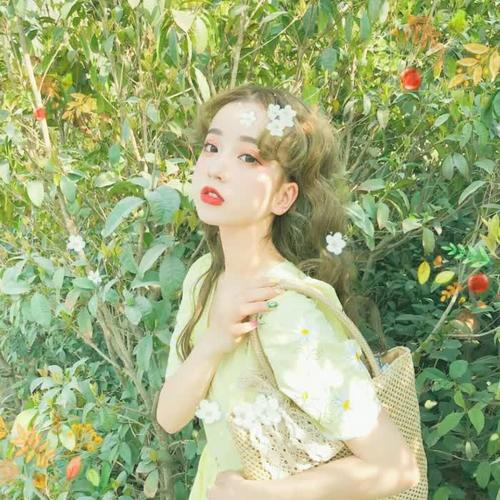 女生旅行旅游唯美高清头像 