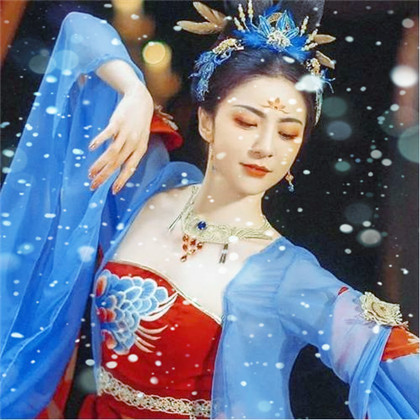 冬天飞雪特效女生唯美头像