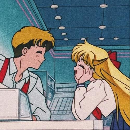 羞羞的男女两人一张头像