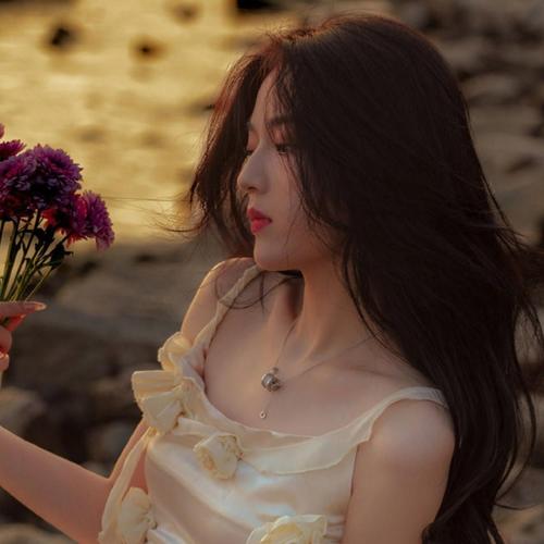 抖音女生头像最火的图片