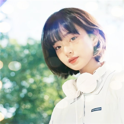 夜景特效女生高清唯美头像