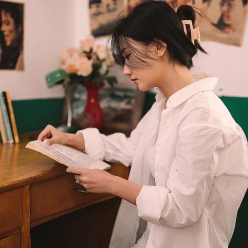 经典怀旧青春女生头像图片
