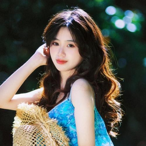经典怀旧青春女生头像图片
