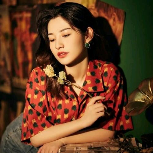 经典怀旧青春女生头像图片