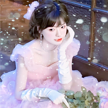 冬天飞雪特效女生唯美头像