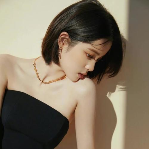 女生头像ins高级质感