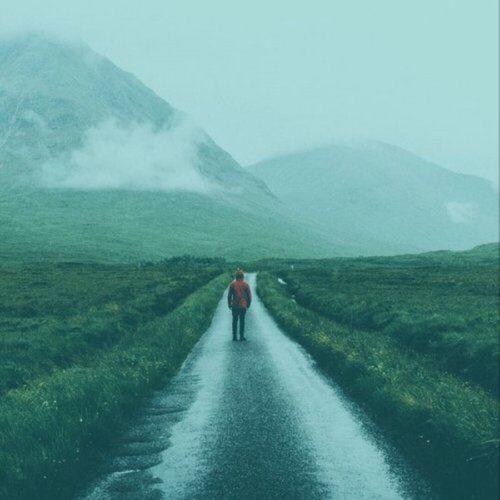 男生旅游高清好看的微信头像