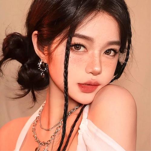 抖音网红潮流女生头像