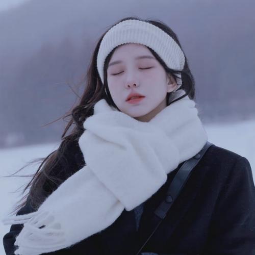 头像女生简单气质温柔