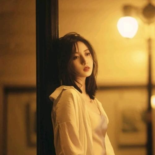 又伤感又emo的头像