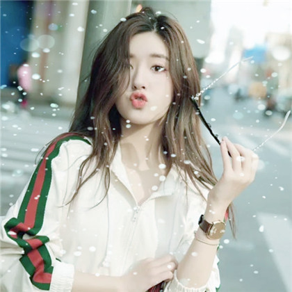 冬天飞雪特效女生唯美头像