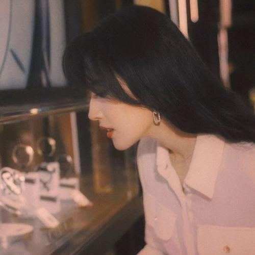 女生头像ins高级质感