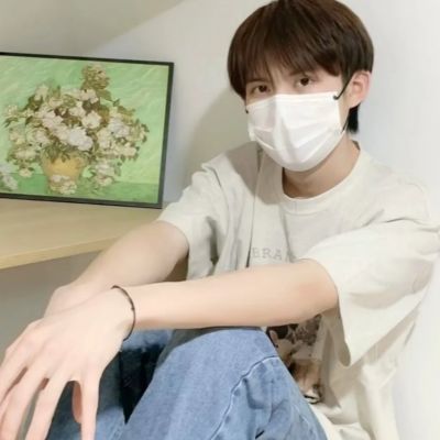 情侣头像真人一人一半