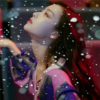 冬天飞雪特效女生唯美头像