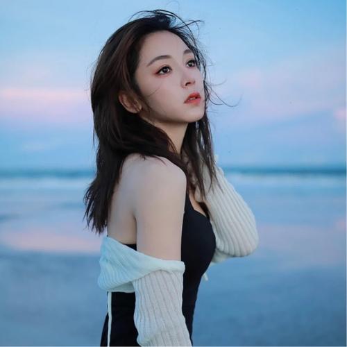 女生绝望伤感高清好看的头像
