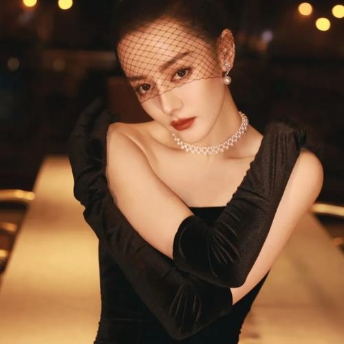 女生头像ins高级质感