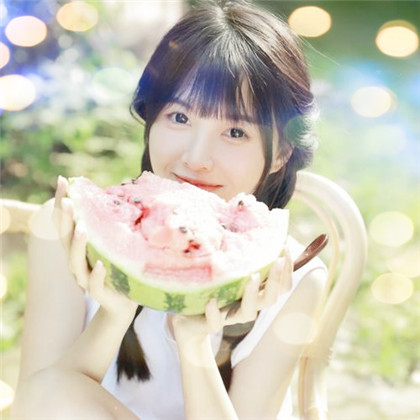 夜景特效女生高清唯美头像