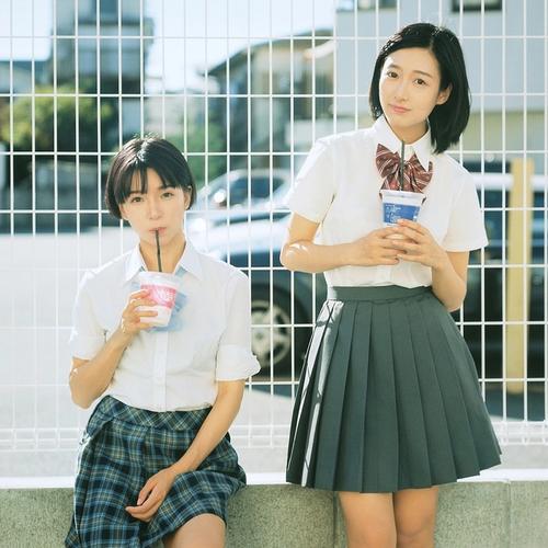 学院风穿校服闺蜜头像