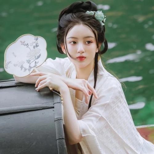 微信中国风头像女