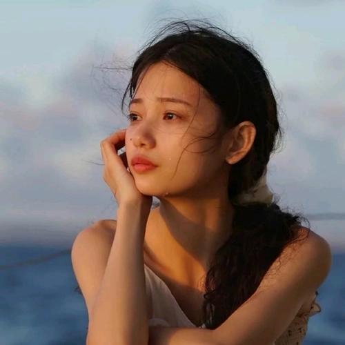 女生绝望伤感高清好看的头像