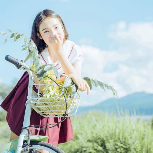 女生旅行旅游唯美高清头像 