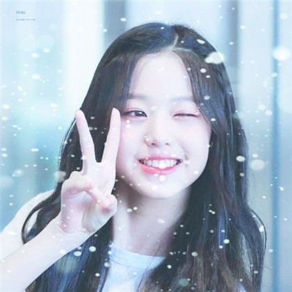 冬天飞雪特效女生唯美头像