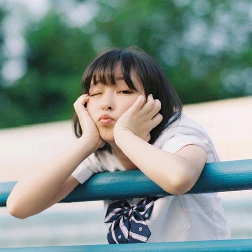 怀旧头像女