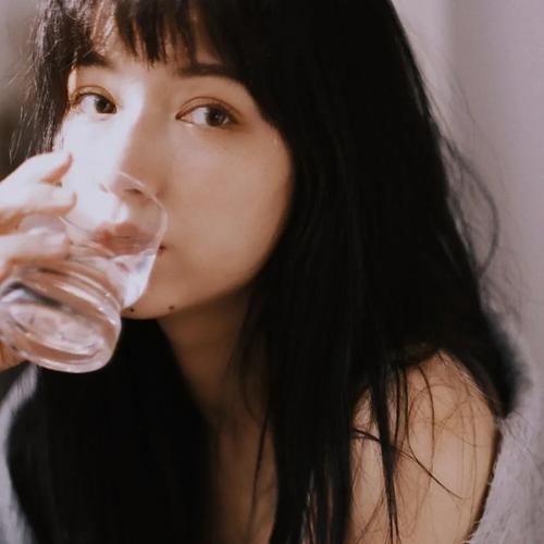 怀旧头像女