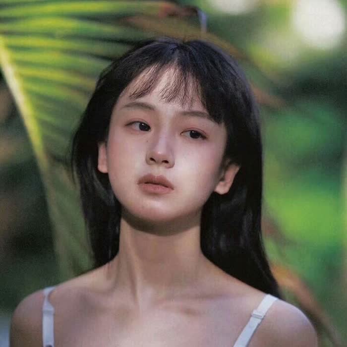 头像女生简单气质温柔