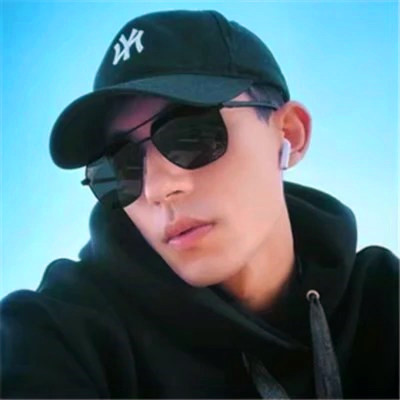 2025年引领潮流的男生头像