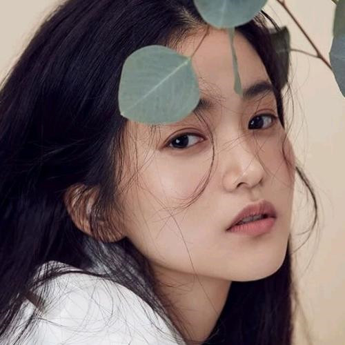 网易云emo伤感头像图片