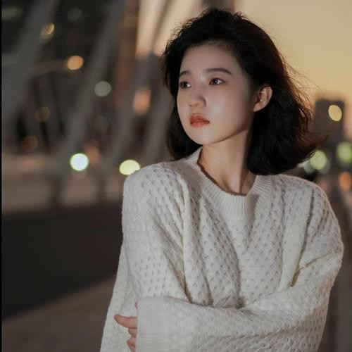 网易云emo伤感头像图片