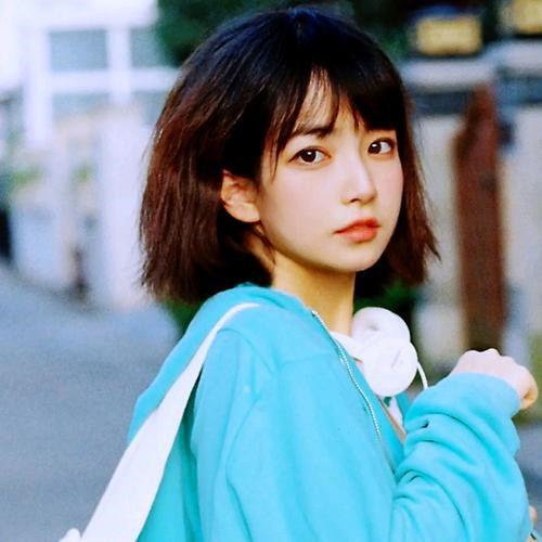 网易云emo伤感头像图片