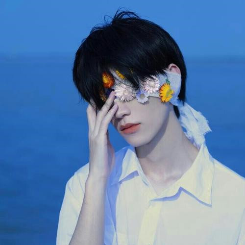 网易云伤感头像男