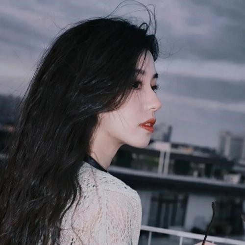 网易云头像女生伤感图片